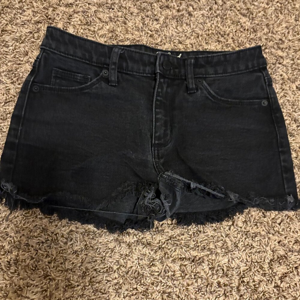 Universal Thread Cut-off Jeans Short 6/28R Black Denim High Rise Shortie Raw Hem